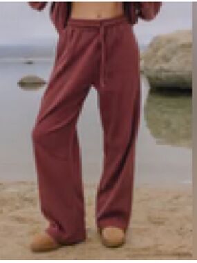 Daily Drills Thermal Resort Pants in Wine XS/S